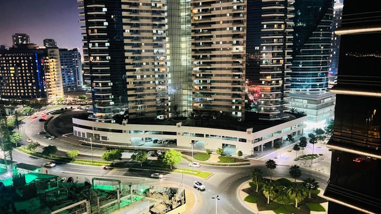 Budget Double Partition In Barsha Heights Near Metro Accommodatie bij particulieren